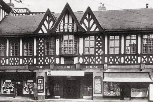 A black and white image of The Picture House before it was renamed the Winding Wheel